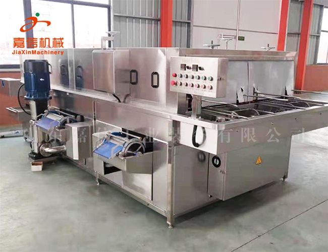 新（xīn）型食品（pǐn）周轉箱清洗（xǐ）機 托（tuō）盤清洗機